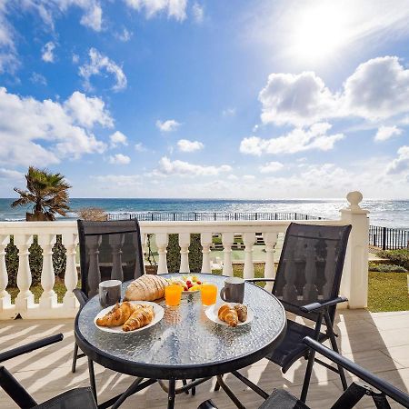 Apartment On Beach Mijas Sitio de Calahonda 外观 照片