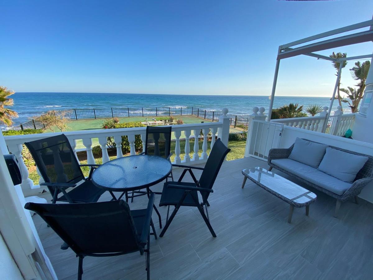 Apartment On Beach Mijas Sitio de Calahonda 外观 照片