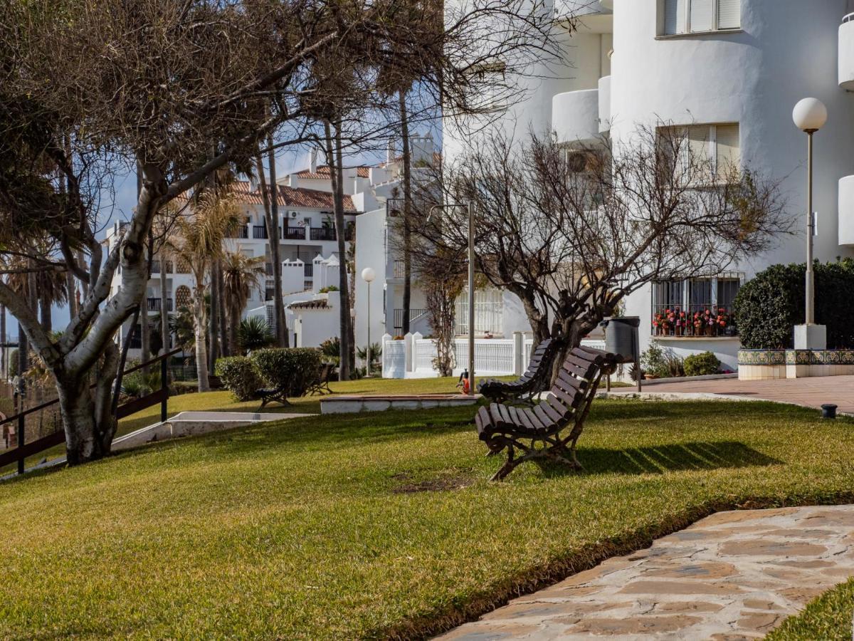 Apartment On Beach Mijas Sitio de Calahonda 外观 照片