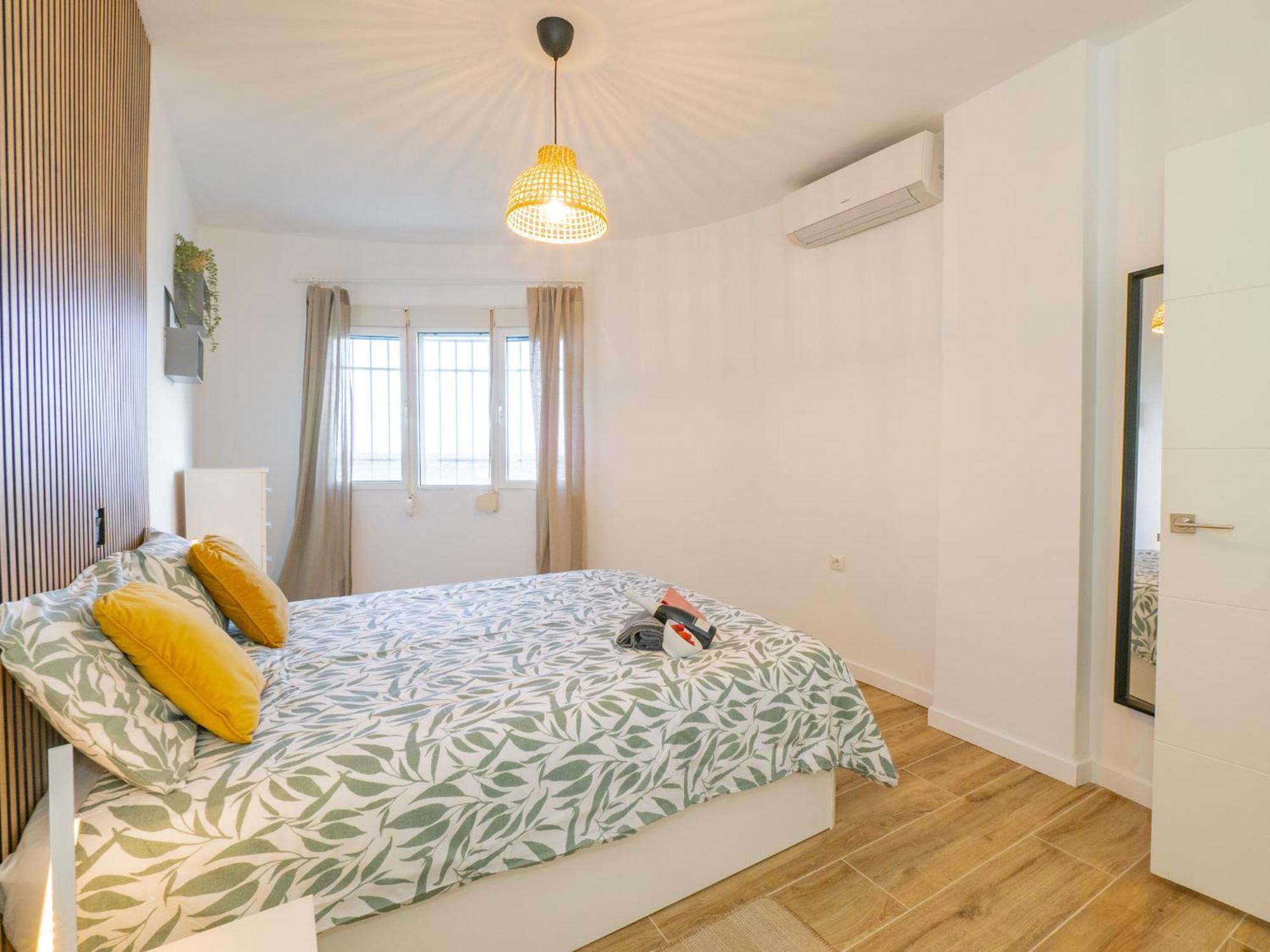 Apartment On Beach Mijas Sitio de Calahonda 外观 照片