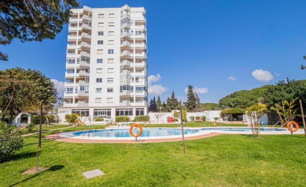Apartment On Beach Mijas Sitio de Calahonda 外观 照片